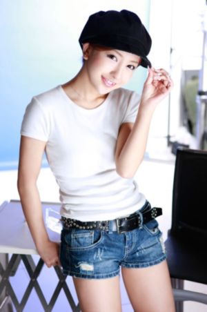 欧美妆容黄色眼影_BD韩语最新电影在线观看