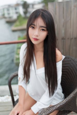 欧美辣妹颜值巅峰_HD超清在线观看