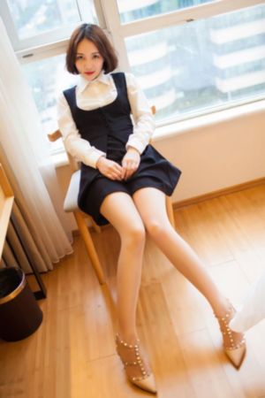 国产偷拍女厕所小便_720免费全集观看