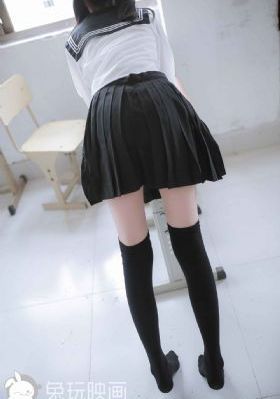 欧美简约logo风格_BD英语完整在线观看