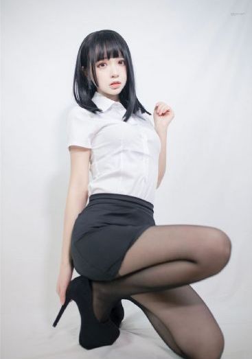 欧美霸气抽烟男生头像_高清韩国电影在线观看