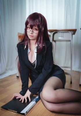 超级碰碰人妻中文字幕_720免费观看