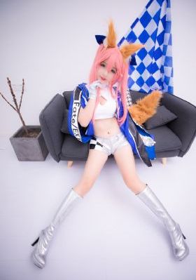 日韩欧美护肤品_4K全集在线观看